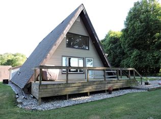 9150 Franklin Rd, Berrien Center, MI 49102