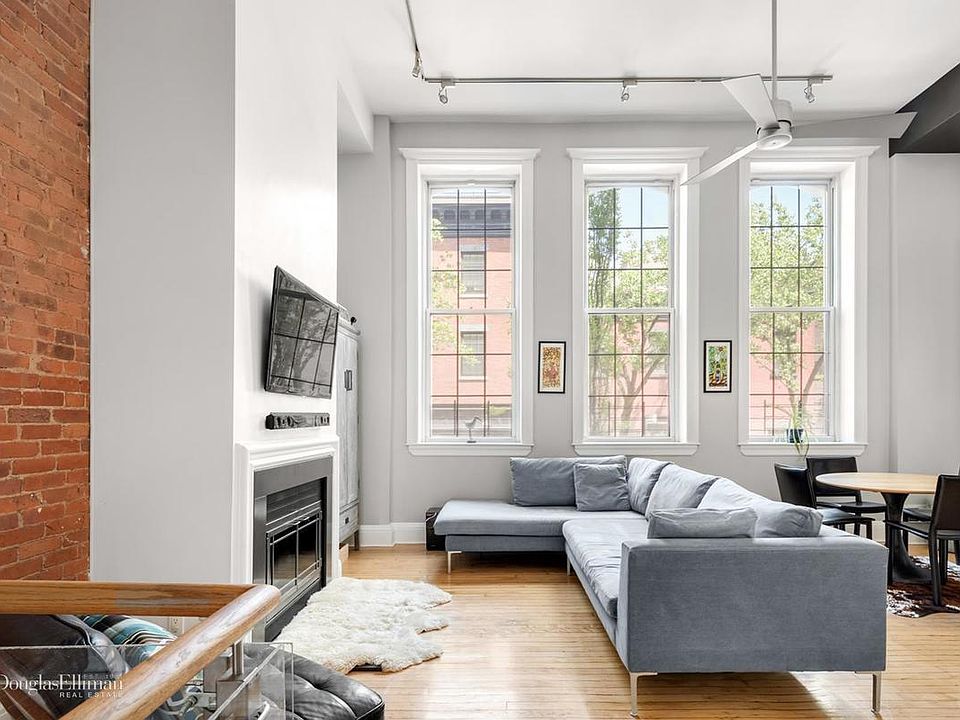 1st image of 174 Pacific St APT 1C