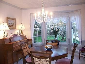 3rd image of 4951 Willow Cove Way