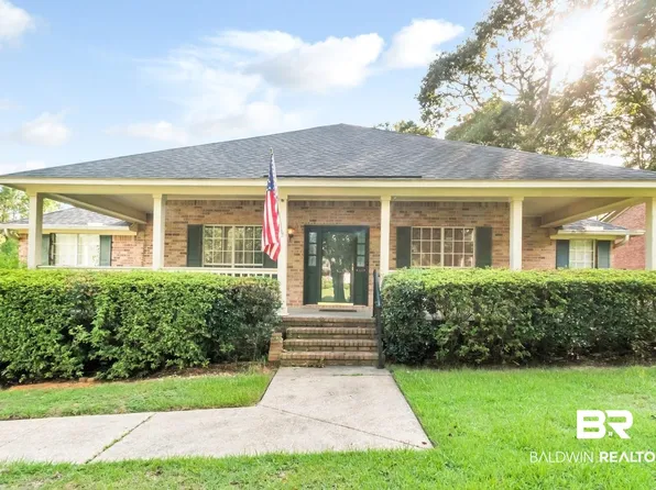 3420 Lakewind Dr, Mobile, AL 36695