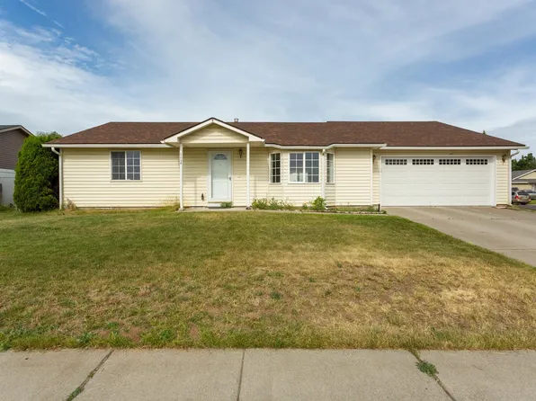 1114 S Russell St, Airway Heights, WA 99001