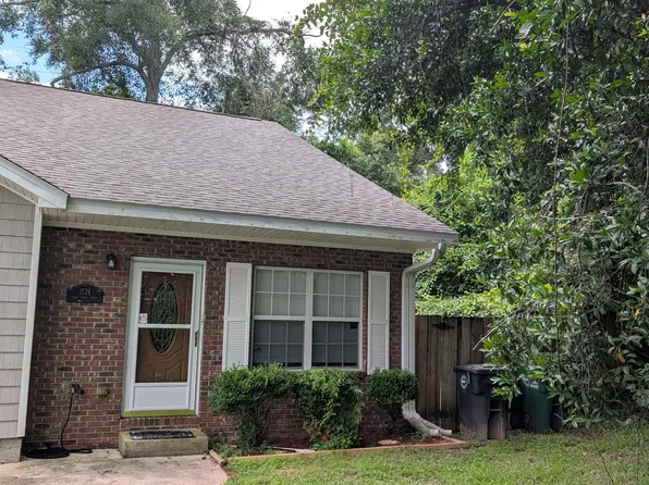 1724 Corey Wood Cir, Tallahassee, FL 32304