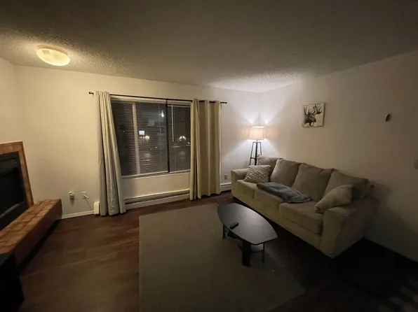 934 Nelchina St APT 4, Anchorage, AK 99501
