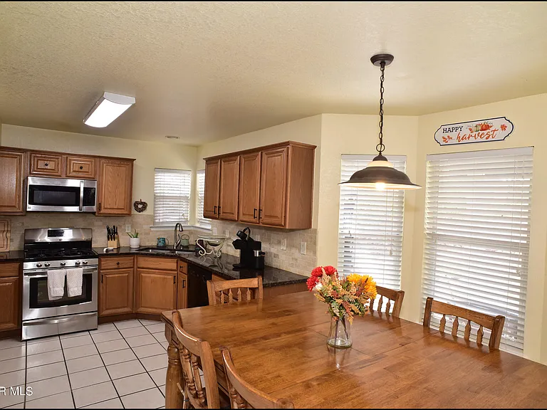 1316 Black Ridge Dr — Photo 18