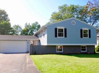 43 Pearson Ln, Rochester, NY 14612