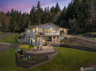 2020 Summit Lake Shore Rd NW, Olympia, WA 98502