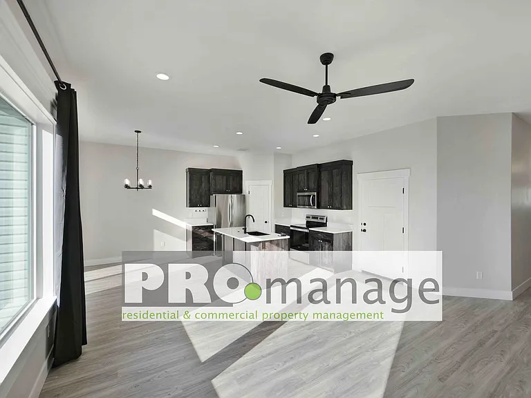 3755 E Inglewood Dr — Photo 3