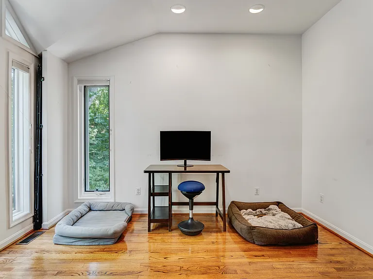 3402 Halcyon Dr — Photo 43