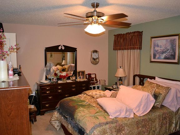 4th image of 6257 Alfredo Dr W