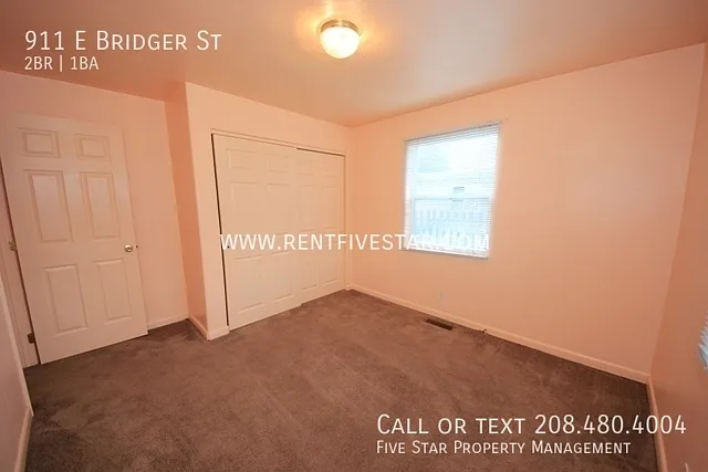 911 E Bridger St — Photo 9