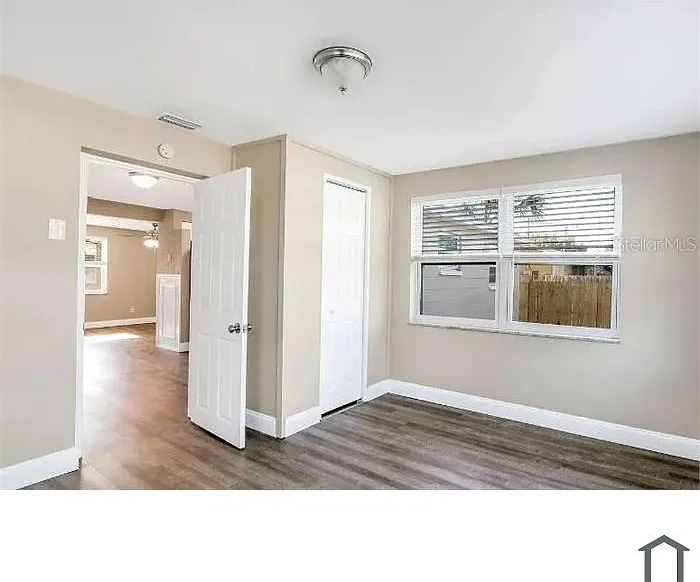 4 bed, 1304 sqft, $1,700 — Photo 2