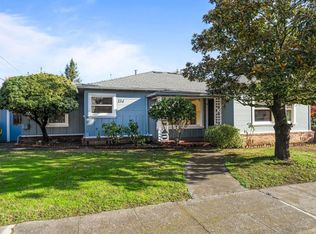 334 2nd St, Healdsburg, CA 95448