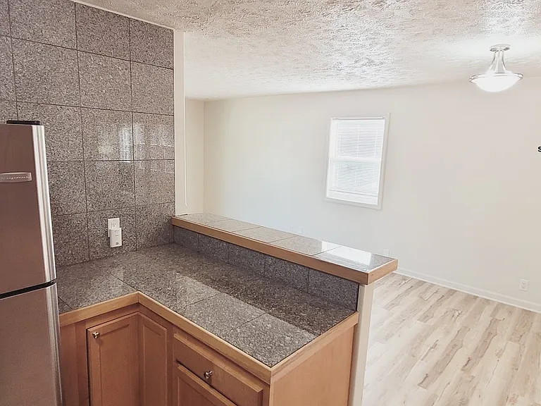3011 Joann Ave — Photo 11