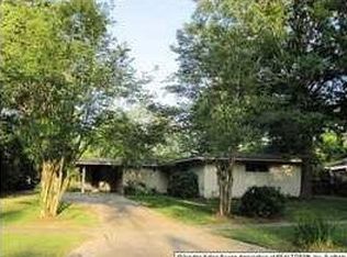 5274 Woodside Dr, Baton Rouge, LA 70808