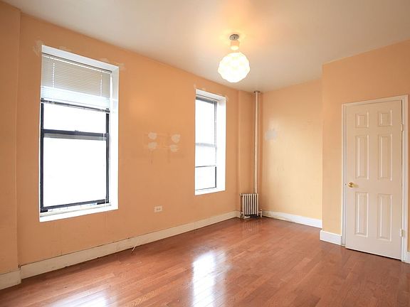3rd image of 137 W 145th St #20