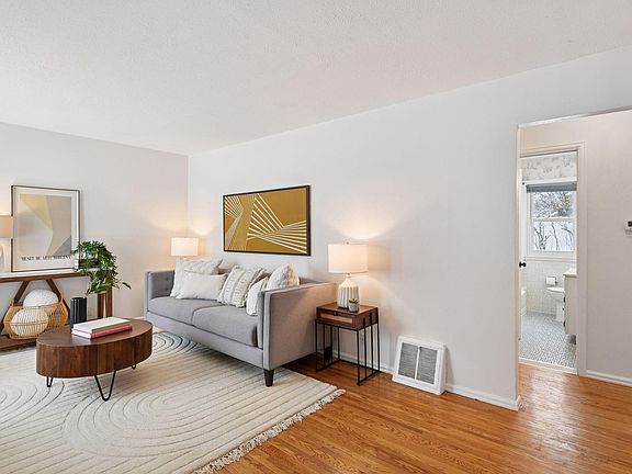 4th image of 7333 1st Ave S