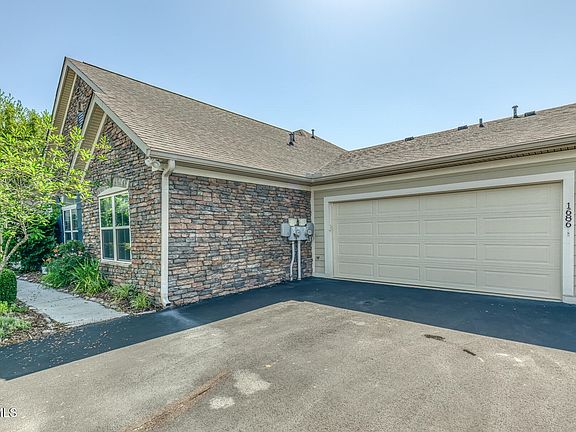 4th image of 1686 Hatterdale Farm Rd #7C