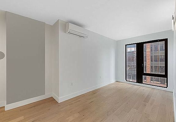 5th image of 60 W 125th St #308
