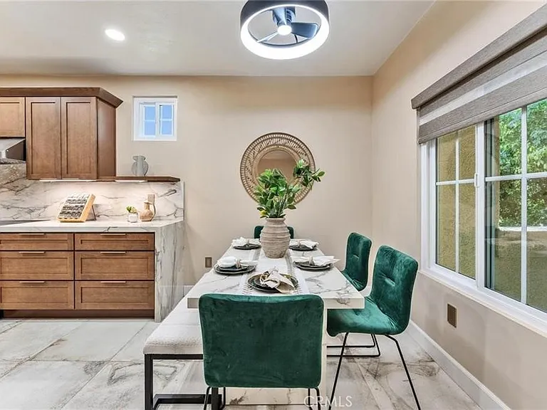 312 Torito Ln — Photo 8