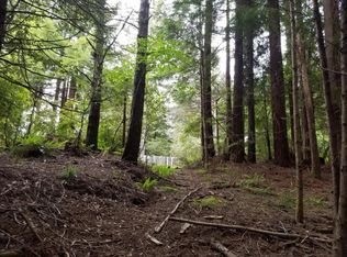 17500 Redwood Springs Dr, Fort Bragg, CA 95437