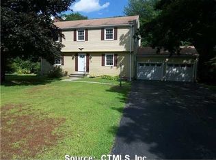 13 Danielle Rd, Granby, CT 06035