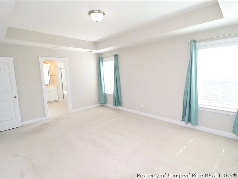 240 Mystwood Hollow Cir — Photo 31