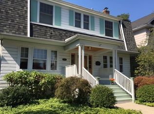 841 N Grove Ave, Oak Park, IL