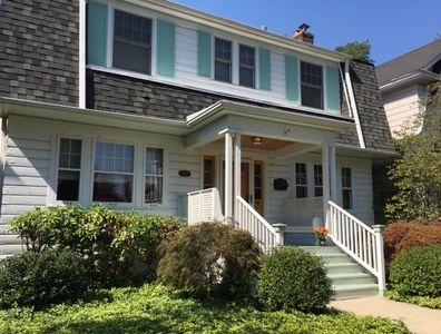 841 N Grove Ave, Oak Park, IL, 60302