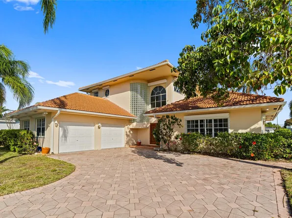 2671 NE 22nd Ct, Pompano Beach, FL 33062