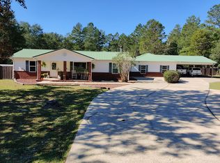 6056 Garden City Rd, Crestview, FL 32539