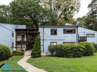 5036 Flint Ridge Pl, Raleigh, NC 27609