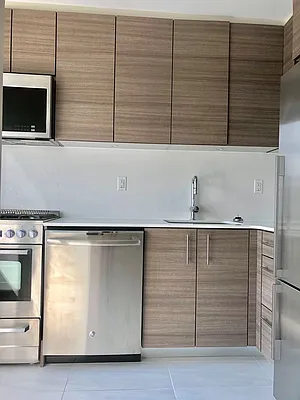 Rented by Silverstreet RE LLC | media 18