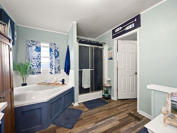 4th image of 1765 Fisher Ridge Rd