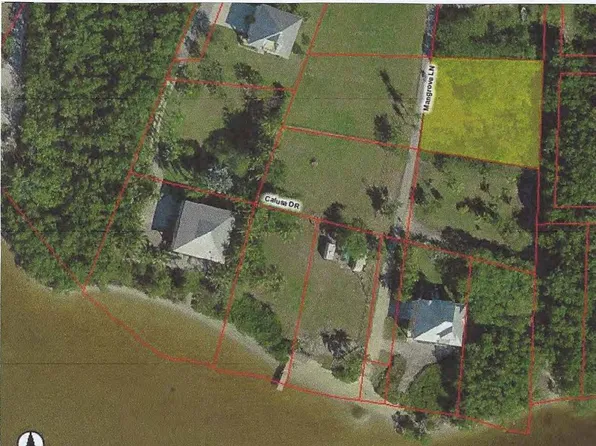 1239 Mangrove Ln, Chokoloskee, FL 34138
