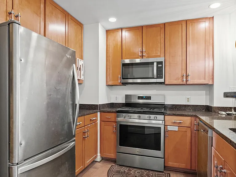 414 Water St #2903 — Photo 6