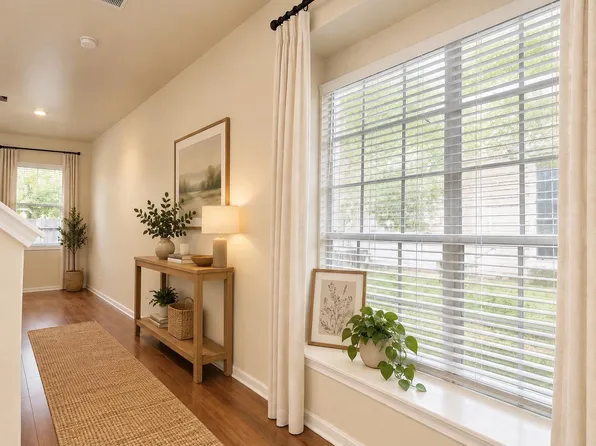 39 S Camellia Grove Cir, Spring, TX 77382