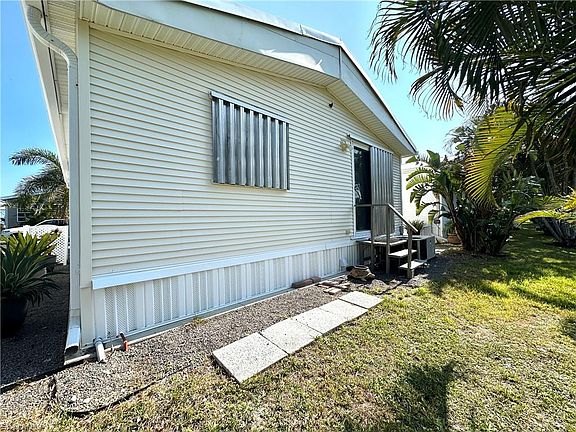 5th image of 20460 Carriage CT