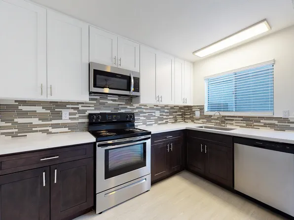 Saddleback Ranch Apartments