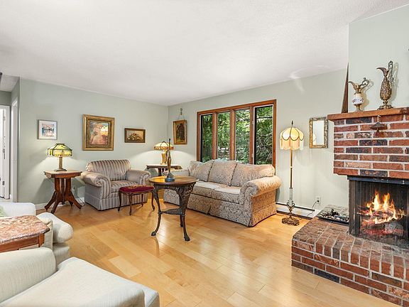 5th image of 4199 Circle View Dr