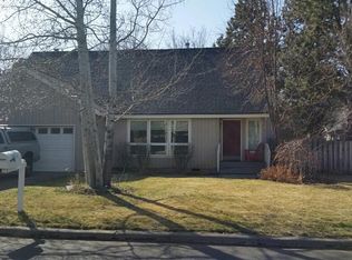 2417 NE Ravenwood Dr, Bend, OR 97701