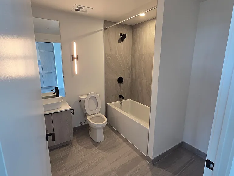 1185 Dupont St #2204 — Photo 10