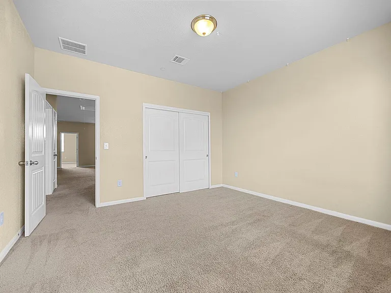 2880 Donnell Dr #101 — Photo 21