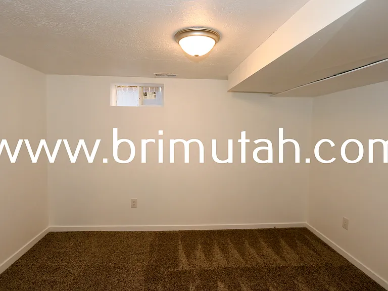 2613 S Hartford St — Photo 18