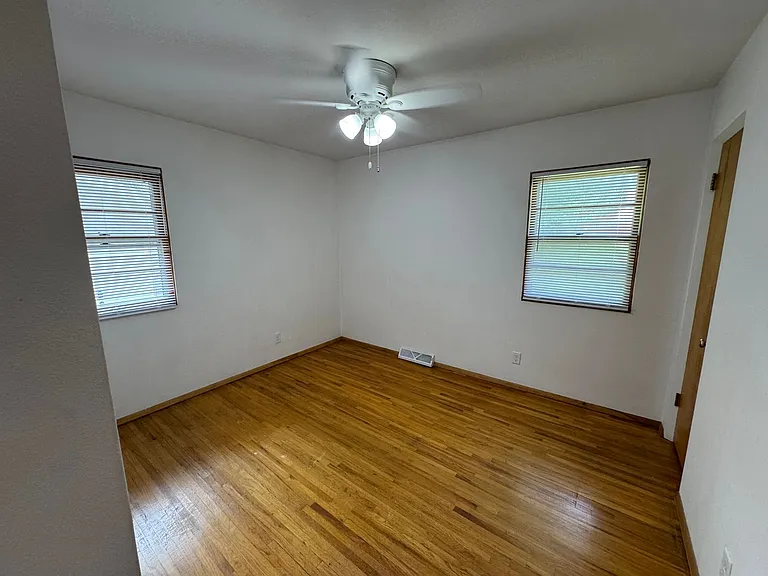900 Cataract Ave — Photo 12
