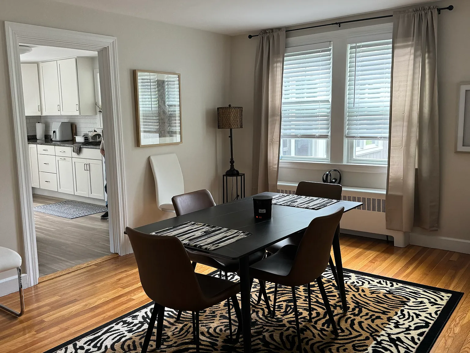 3 bed, 1650 sqft, $4,200 — Photo 4