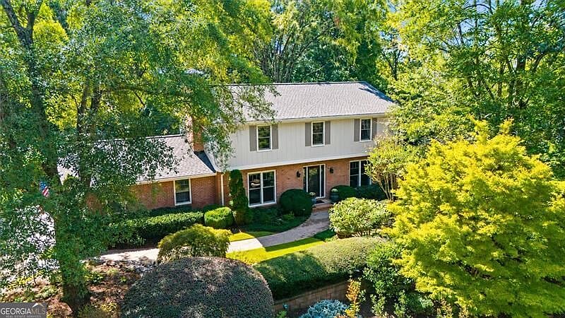 1st image of 305 Wickerberry Ln