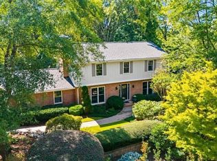305 Wickerberry Ln, Roswell, GA 30075