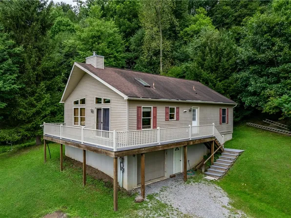 5355 Harlansburg Rd, Slippery Rock, PA 16057