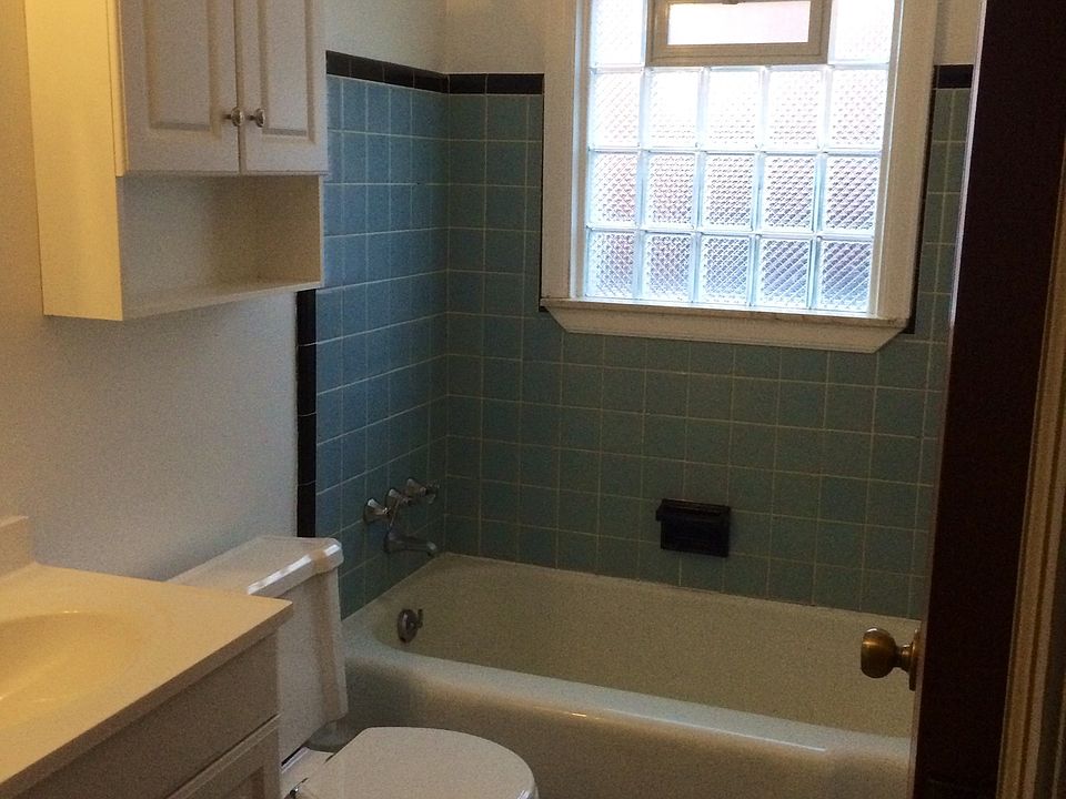 2nd image of 13439 Netherwood St