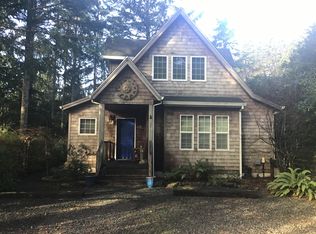 801 3rd St N, Manzanita, OR 97130